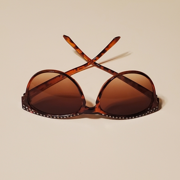 Cat Eye Bling Tortoiseshell Sunglasses - Picture 4 of 6